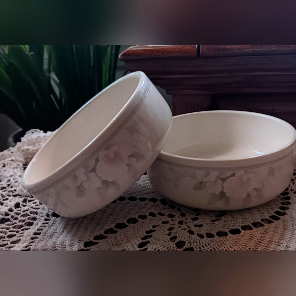 Noritake Misty Isle Collection Bowls IRELAND Morning Melody 9158